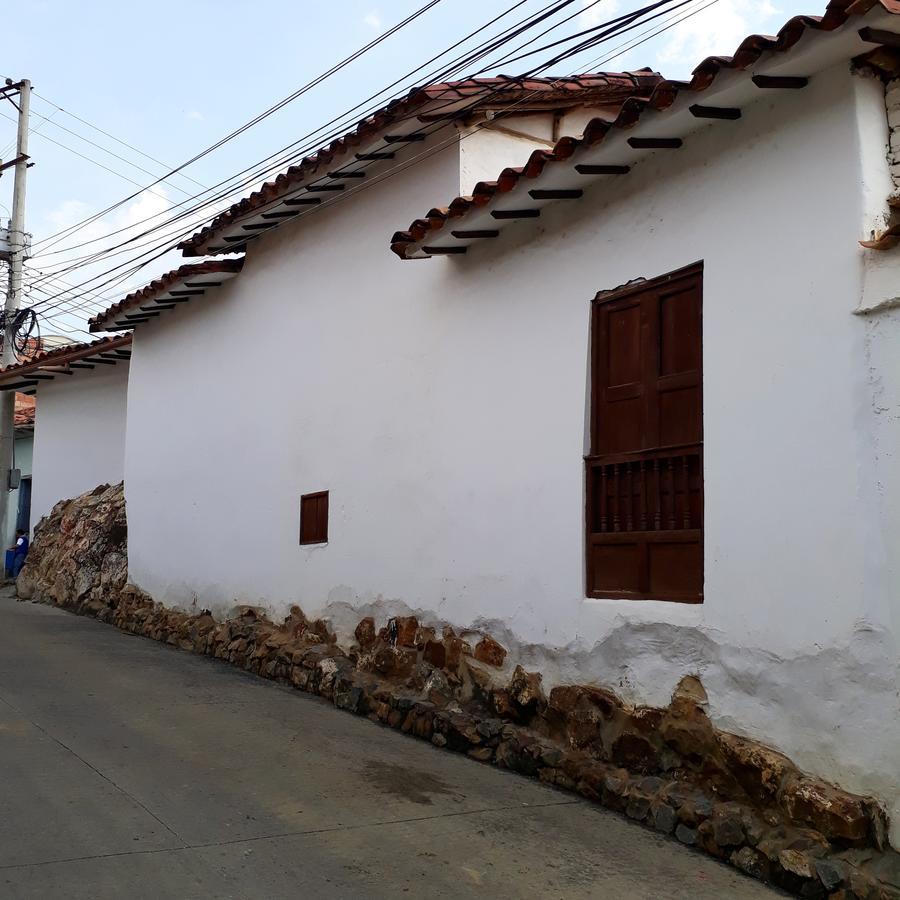 Отель La Casa De La Nona Сан-Хиль Экстерьер фото